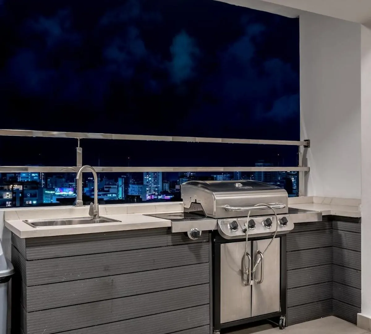 Luxury Apt City Views In The Center Of The City サントドミンゴ